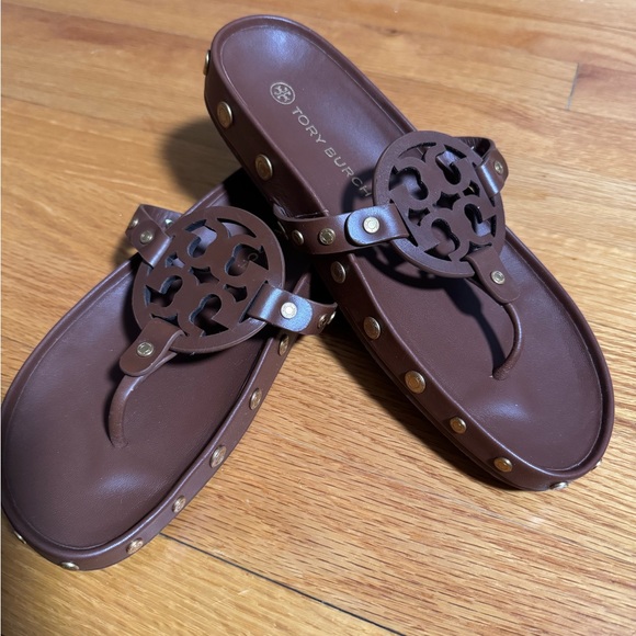 Tory Burch Shoes - EUC-Tory Burch- Brown, Miller Cloud Coin Thong Sandals. Women’s Size 9